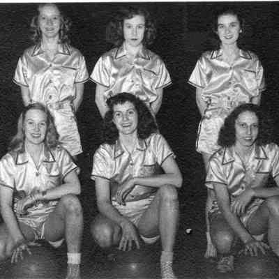 First girls basketball team at Charles Town High School