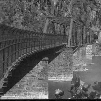Footbridge photos prior to opening
