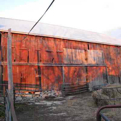 Barn built by Robert Lee White, Sr. (IMG2762002)
