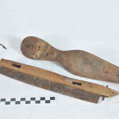 Wood and metal ice skates