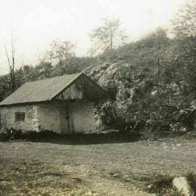White House springhouse