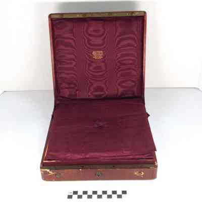 Square, brown-burgundy colored jewelry box - inside