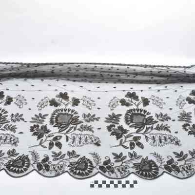 Black lace scarf
