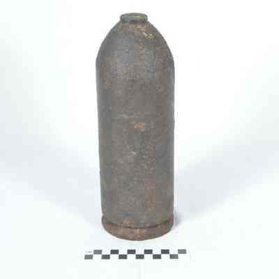 20-pound Parrott shell with fuse plug