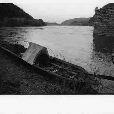Gundalow boat replica