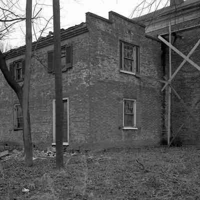 Happy Retreat or Mordington: Origformat: Other