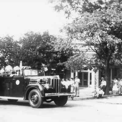 Maxim fire engine
