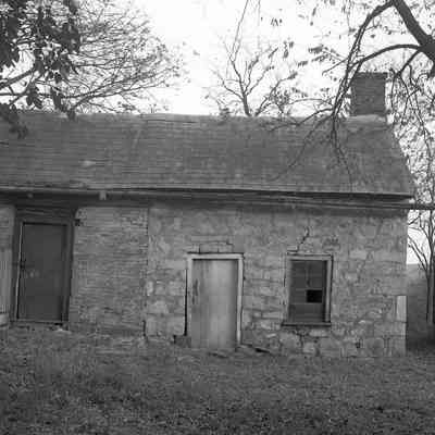 Happy Retreat or Mordington: Origformat: Other