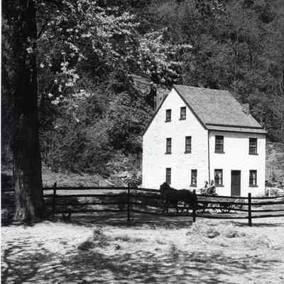 Armory worker's house on Shenandoah Street