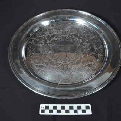 Shenandoah Downs serving plate