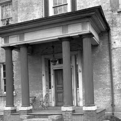 Happy Retreat or Mordington: Origformat: Other