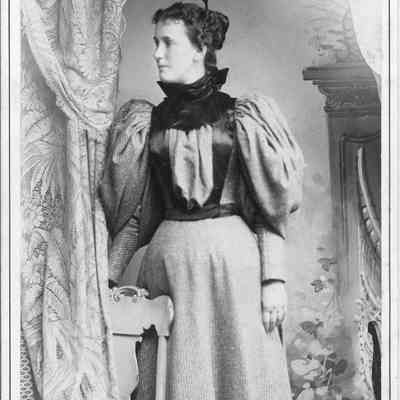Dora Fleming (Mrs. William Kimes)