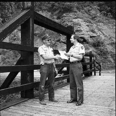 Superintendent Donald W. Campbell presenting an award: Origformat: Other