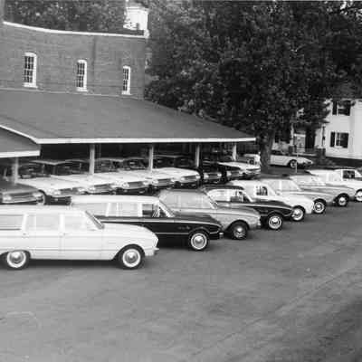 Ford dealership