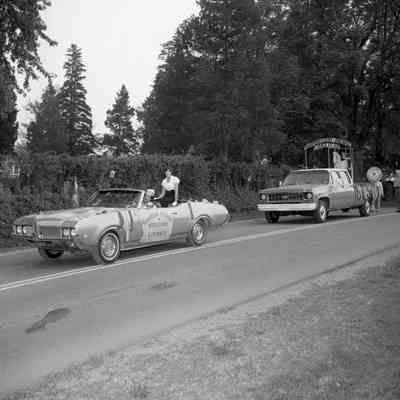 Lions float in Harpers Ferry Parade