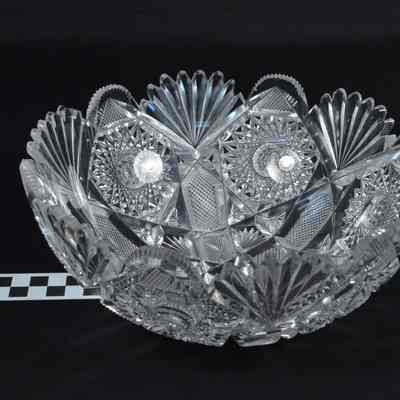 Clear cut glass bowl