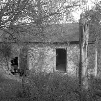 Happy Retreat or Mordington: Origformat: Other