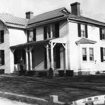 Charles Town Baptist Church parsonage with Dr. Wyman Hall