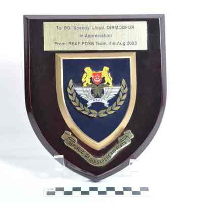 Plaque with coat-of-arms of Republic of Singapore Air Force