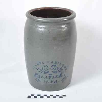 Gray stoneware jar with cobalt blue decoration