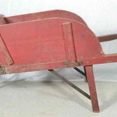 Two-handle wooden handcart