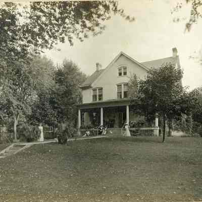 House at 525 East Washington Street, October 3, 1912