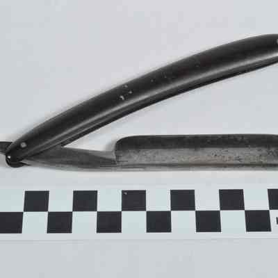Straight razor