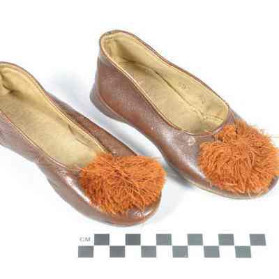 Brown, girl's leather shoes