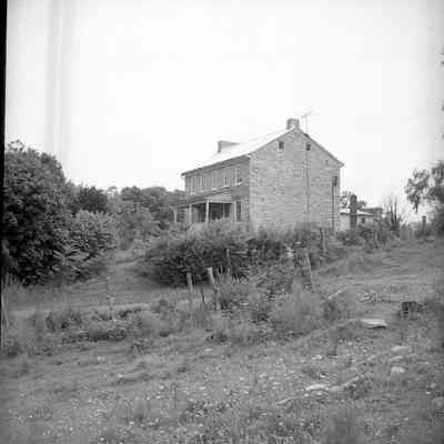 Old home near Shepherdstown