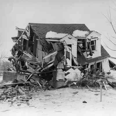 Halltown dynamite truck explosion - house white, destroyed by explosion