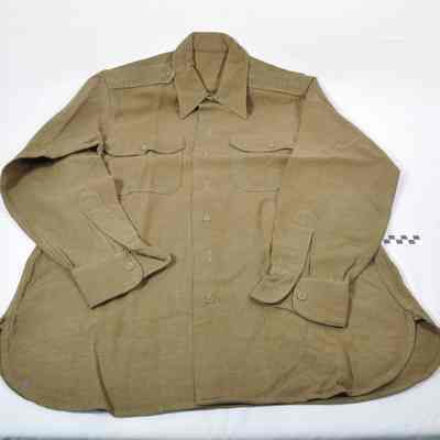 World War II OD brown long-sleeved uniform shirt