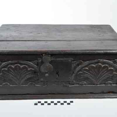 Oak box with hand forged lock and large lock plate