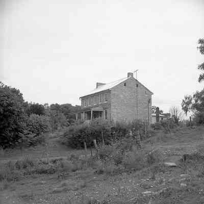 Old home near Shepherdstown
