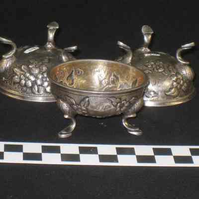 Salt containers for the table