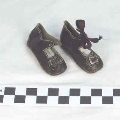 Black leather doll shoes