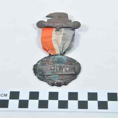 Commemorative medal