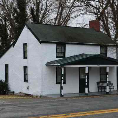 Site of Evans Taxi Service, Bolivar