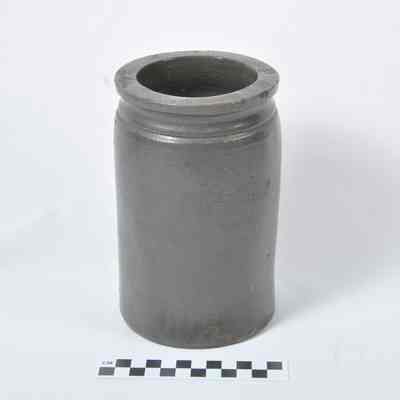 One quart stoneware jar
