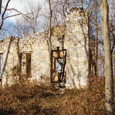 Kabletown Union Church ruins