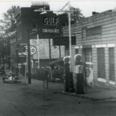 Goode Brothers Garage established in 1921