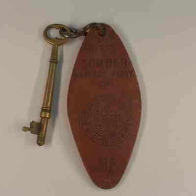 Hotel Conner key and tag
