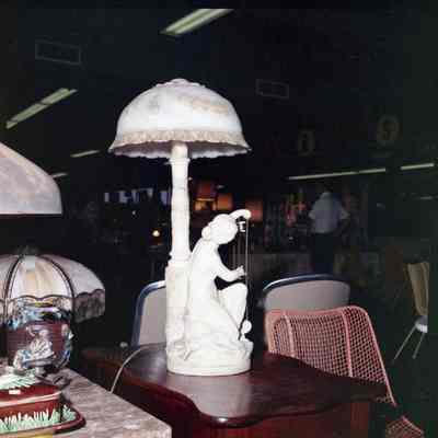 John and Lyde Alfriend with children and grandchildren