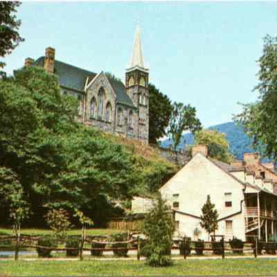 Stagecoach Inn and St. Peter's Church