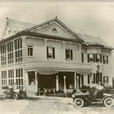Goetz house in 1909