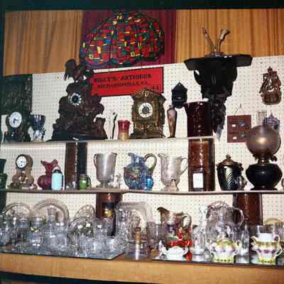 John and Lyde Alfriend with children and grandchildren