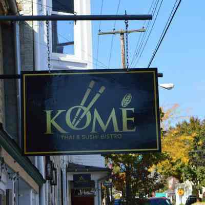 Kome Thai & Sushi Bistro hanging sign