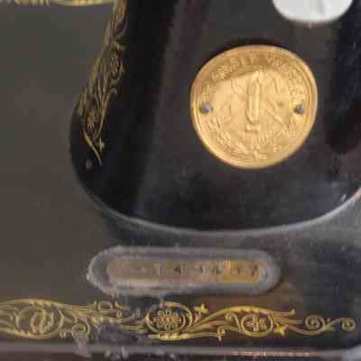 Singer Sewing Machine