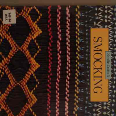 Smocking / Edited by Kit Pyman, Text and drawings by Diana Keay.