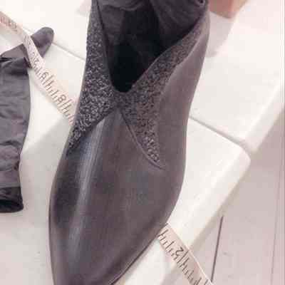 Rubber overshoes