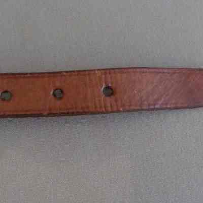 2007.18.01 leather buckle view